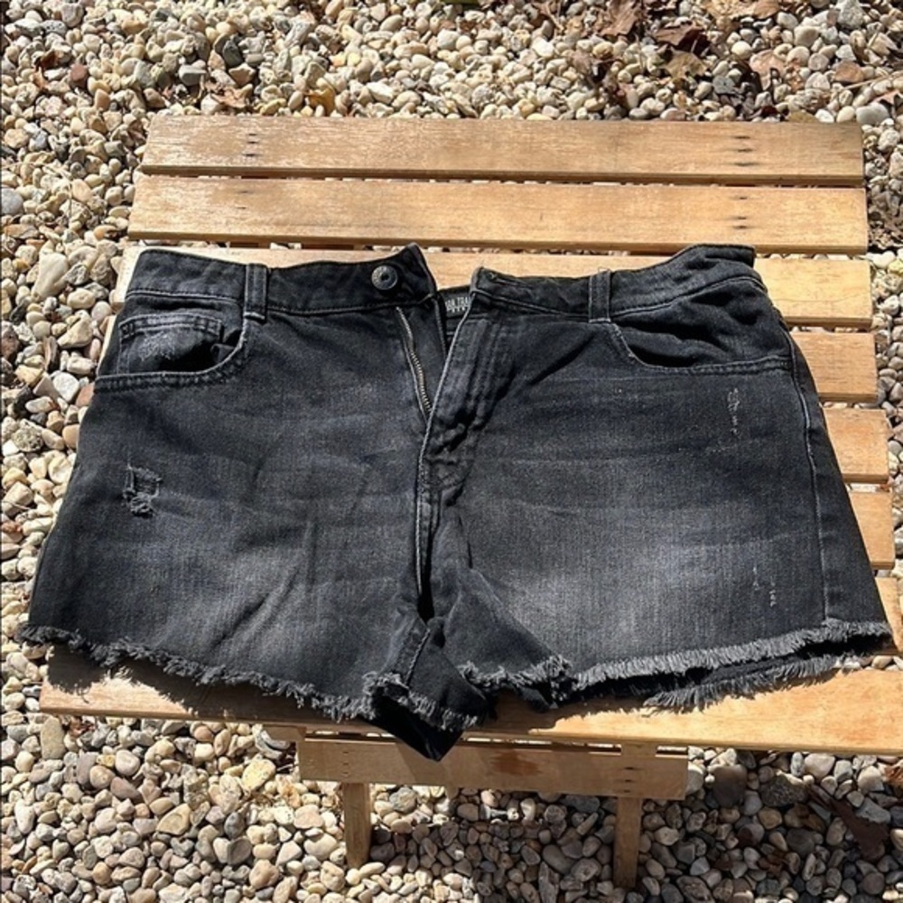 Zara Trafaluc Denim Distressed Shorts Black